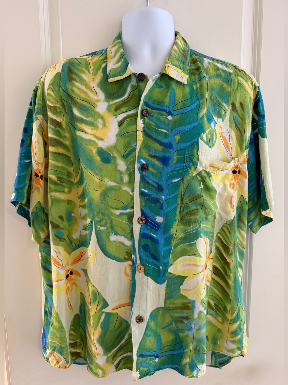 Jams World Men’s Hawaiian Aloha Short Sleeve Shirt, Large, Good Condition